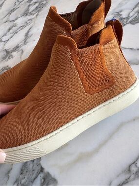Rothy's Chelsea Fawn Knit Ankle Slip-On Boots in Rust Women’s 9